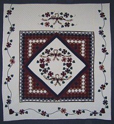 Custom Amish Quilts - Ribbon Bouquet Applique Trip Around Commons Border