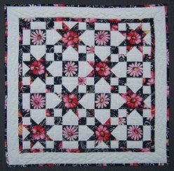 Custom Amish Quilts - Daisy Star Small Quilt Wall Hanging