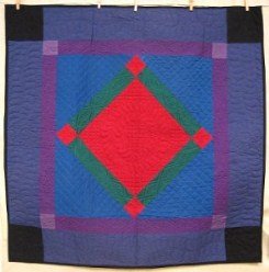 Custom Amish Quilts - Central Amish Diamond Small Quilt Wall Hanging