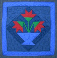 Custom Amish Quilts - Jacobs Lily Amish Dutch Colors Small Patchwork Quilt Wall Hanging Blue Red