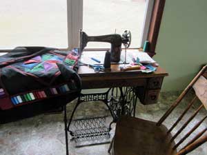 Amish Sewing